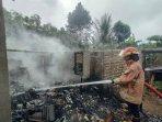 Rumah-di-Tepus-Gunungkidul-Terbakar-Api-Menjalar-setelah-Ledakan-Kecil-saat-Mengecas-HP.jpg