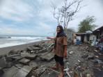 Rumah-kena-abrasi-di-Pantai-Trisik-Kulon-Progo.jpg