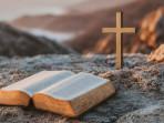 Salib-dan-Alkitab.jpg