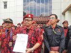 Satgas-PDIP-Jogja-laporkan-Rocky-Gerung.jpg