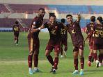 Selebrasi-penyerang-PSM-Makassar-Everton-Nascimento.jpg