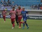 Sontekan-Emerson-Bikin-PSIM-Yogyakarta-Tertinggal-0-1-dari-Deltras-FC-di-Babak-Pertama.jpg