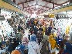Suasana-di-Pasar-Beringharjo-Selasa-2862022-siang.jpg