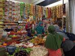 Suasana-transaksi-jual-beli-bahan-pokok-di-Pasar-Baledono.jpg