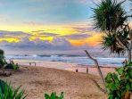 Sunrise-Pantai-Watu-Kodok.jpg
