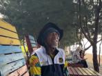 Tukimin-Bersama-PLN-Peduli-Bersihkan-Pantai-Tirang-Jaga-Kelestarian-Lingkungan.jpg