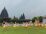 Wapres-Gibran-Minta-Kebersihan-Candi-Prambanan-Yogyakarta-Dijaga-Selama-Libur-Lebaran.jpg