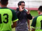 aji-santoso-ingin-berikan-kado-indah-bagi-bonek-saat-laga-ujicoba-persebaya-surabaya-vs-persis-solo.jpg