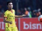 berawal-dari-seorang-bobotoh-zalnando-akhirnya-bisa-menjadi-bagian-dari-skuad-persib-bandung.jpg