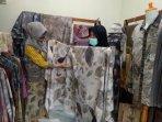 berbekal-belajar-lewat-youtube-warga-klaten-kembangkan-batik-ecoprint.jpg
