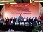 bpom-dukung-pengembangan-industri-obat-tradisional-dan-suplemen-kesehatan_20181101_160251.jpg