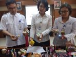 bpom-mengimbau-masyarakat-untuk-mewaspadai-kosmetik-berbahaya_20171206_185407.jpg