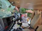 breaking-news-bus-wisatawan-terguling-di-jalur-imogiri-dlingo.jpg