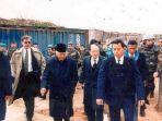 cerita-ketika-pak-harto-masuk-wilayah-sniper-di-bosnia-tanpa-helm-dan-rompi.jpg