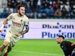 davide-calabria-mencetak-gol-di-liga-italia-serie-a-atalanta-vs-ac-milan-di-stadion-gewiss.jpg