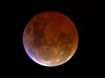 gerhana-bulan_20170807_222005.jpg
