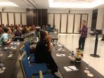 gm-hyatt-regency-nurcahyadhi-menjadi-pemateri-dalam-gm-sharing_20180715_214942.jpg