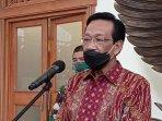 gubernur-diy-sri-sultan-hamengku-buwono-x-11621.jpg