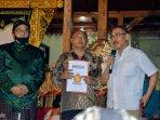 h-1-pendaftaran-pilkada-gerindra-gunungkidul-serahkan-sk-dpp-ke-sutrisna-ardi.jpg
