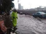 hujan-sejak-dinihari-sejumlah-wilayah-di-jakarta-kembali-digenangi-air.jpg