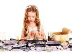ilustrasi-anak-perempuan-dan-make-up.jpg