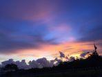 indah-penampakan-langit-senja-di-yogyakarta-beberapa-hari-ini.jpg