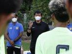 indra-sjafri-saat-berkunjung-dalam-perkenalan-mataram-utama-fc.jpg