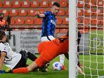 ivan-perisic-mencetak-gol-di-liga-italia-serie-a-spezia-vs-inter-milan-pada-21-april-2021.jpg