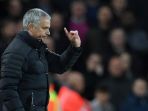 jadwal-liga-inggris-jelang-watford-vs-man-united-jose-mourinho-pelatih-terpopuler-di-twitter_20180910_200731.jpg