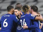 jorginho-merayakan-gol-pembuka-di-liga-inggris-tottenham-vs-chelsea.jpg
