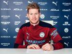 kevin-de-bruyne-menandatangani-kontrak-baru-hingga-2025-bersama-manchester-city.jpg