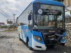kondisi-bus-transjogja-ab-7837-ak-yang-tampak-ringsek-bagian-depan.jpg