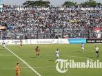 laga-persela-lamongan-vs-persib-bandung-di-stadion-surajaya-lamongan_20171022_172445.jpg