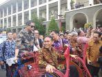 menteri-esdm-ignasius-jonan-luncurkan-becak-listrik-ugm.jpg
