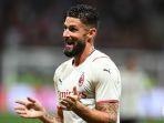 olivier-giroud-di-laga-uji-coba-nice-vs-ac-milan.jpg
