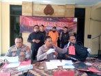 pencuri-laptop-di-gk.jpg
