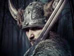 penutup-kepala-bertanduk-viking_20180225_123901.jpg