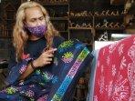 perajin-di-bantul-membuat-batik-bermotif-gambar-virus-corona-sebagai-penanda-zaman.jpg