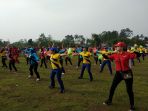 pererat-tali-silaturahmi-ribuan-warga-wedomartani-ikut-senam-massal_20180422_130329.jpg