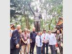 peresmian-patung-Bung-Karno.jpg