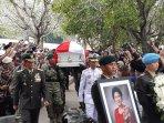 presiden-jokowi-lepas-any-yudhoyono-ahy-kenang-kata-kata-ibunya-saya-pasrah-tapi-tidak-menyerah.jpg