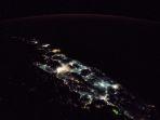 pulau-jawa-pada-malam-hari-yang-diabadikan-oleh-citra-satelit-nasa.jpg