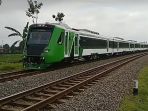 rangkaian-ka-bandara-produksi-pt-inka-madiun_20180509_150135.jpg