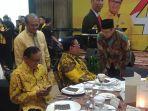 resmi-bergabung-airlangga-hartarto-kenalkan-tgb-dalam-forum-silaturohmi-partai-golkar.jpg