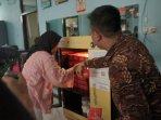 rumah-singgah-kak-dombi-dan-kitabisacom-hadirkan-layanan-foodbox-gratis-bagi-anak-kurang-mampu.jpg