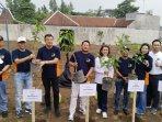 simbolisasi-penanaman-seribu-pohon-DPD-REI-DIY.jpg