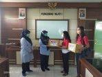 sma-bopkri-2-yogyakarta-serahkan-bantuan-apd-untuk-pejuang-garda-depan-covid-19.jpg