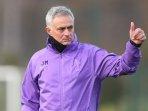 staf-pelatih-jose-mourinho-tottenham-yang-baru-jebolan-chelsea-mu-real-madrid-dan-lille.jpg
