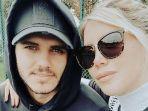 striker-psg-mauro-icardi-dan-istri-sekaligus-agennya-wanda-nara.jpg