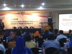 suasana-acara-seminar-refleksi-akhir-tahun-kependudukan-diy_20171205_121012.jpg